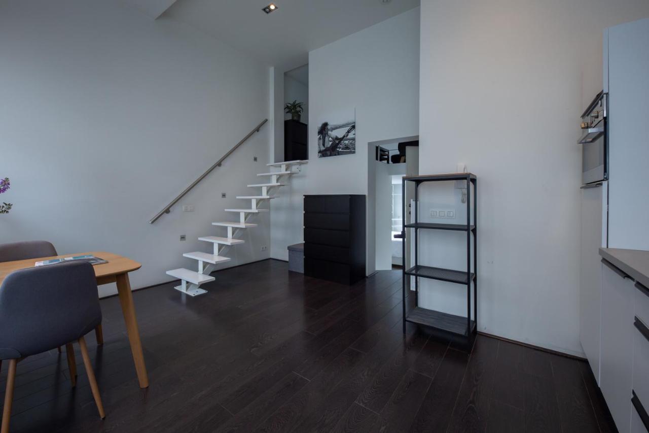 Klapdorp Apartment แอนต์เวิร์ป ภายนอก รูปภาพ